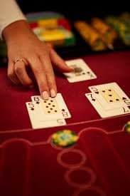 Struktur tingkatan keanggotaan Bronze Silver Gold Platinum Diamond dengan bonus progresif